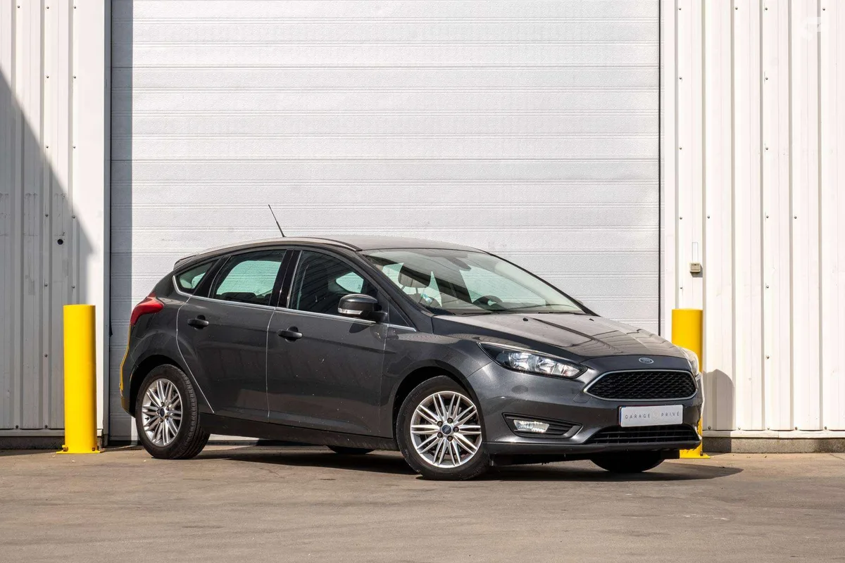 Ford Focus 2018 — photo 2