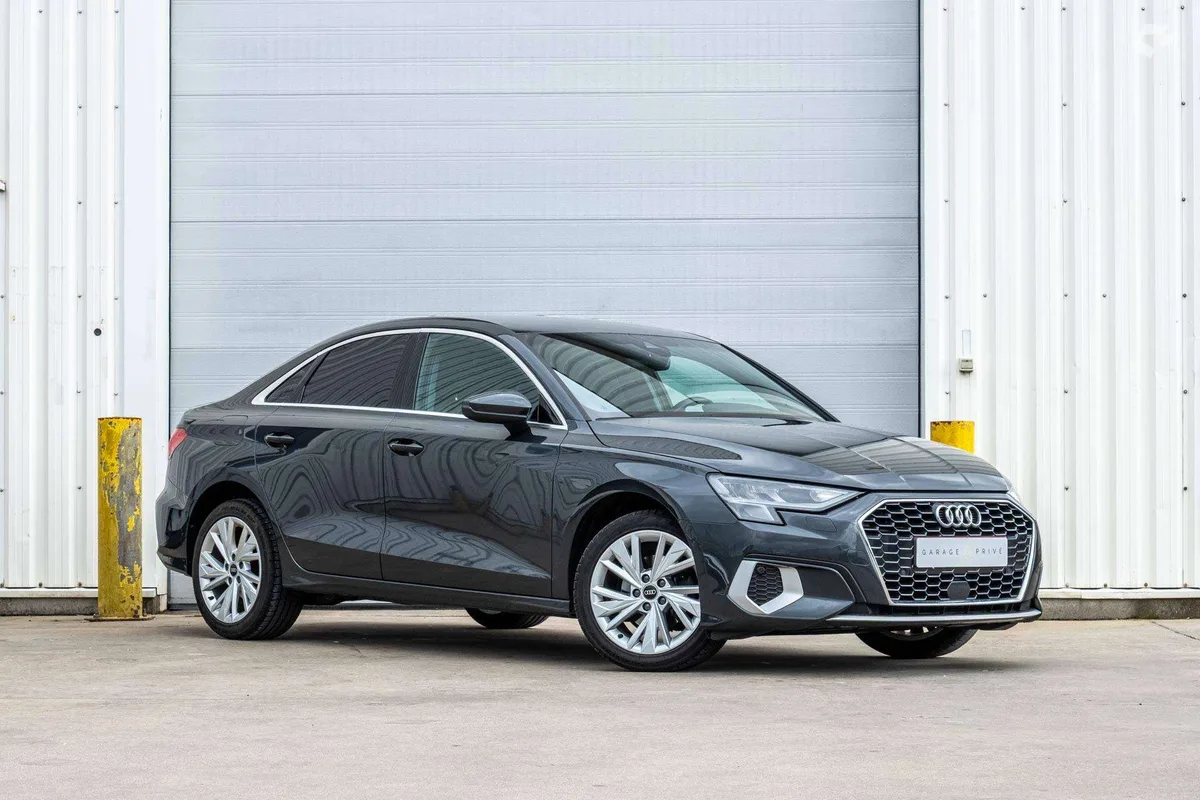 Audi A3 2023 — photo 2