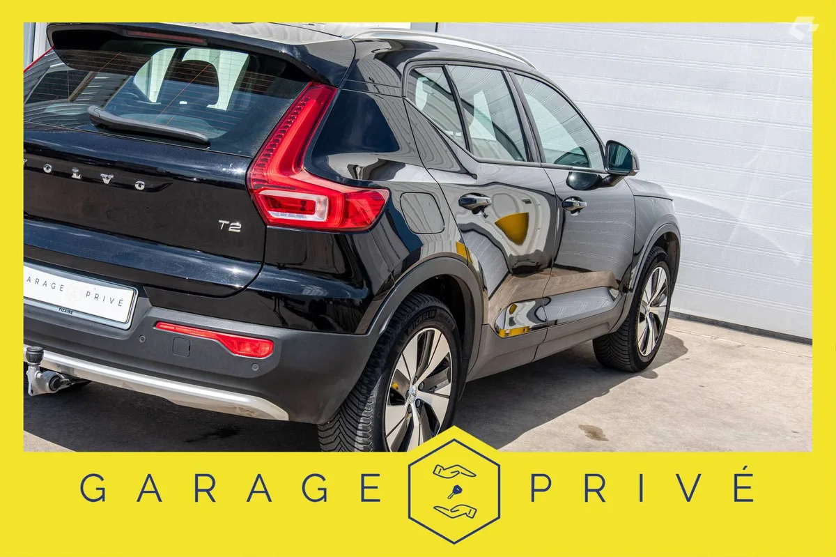 Volvo XC40 2024 — photo 1