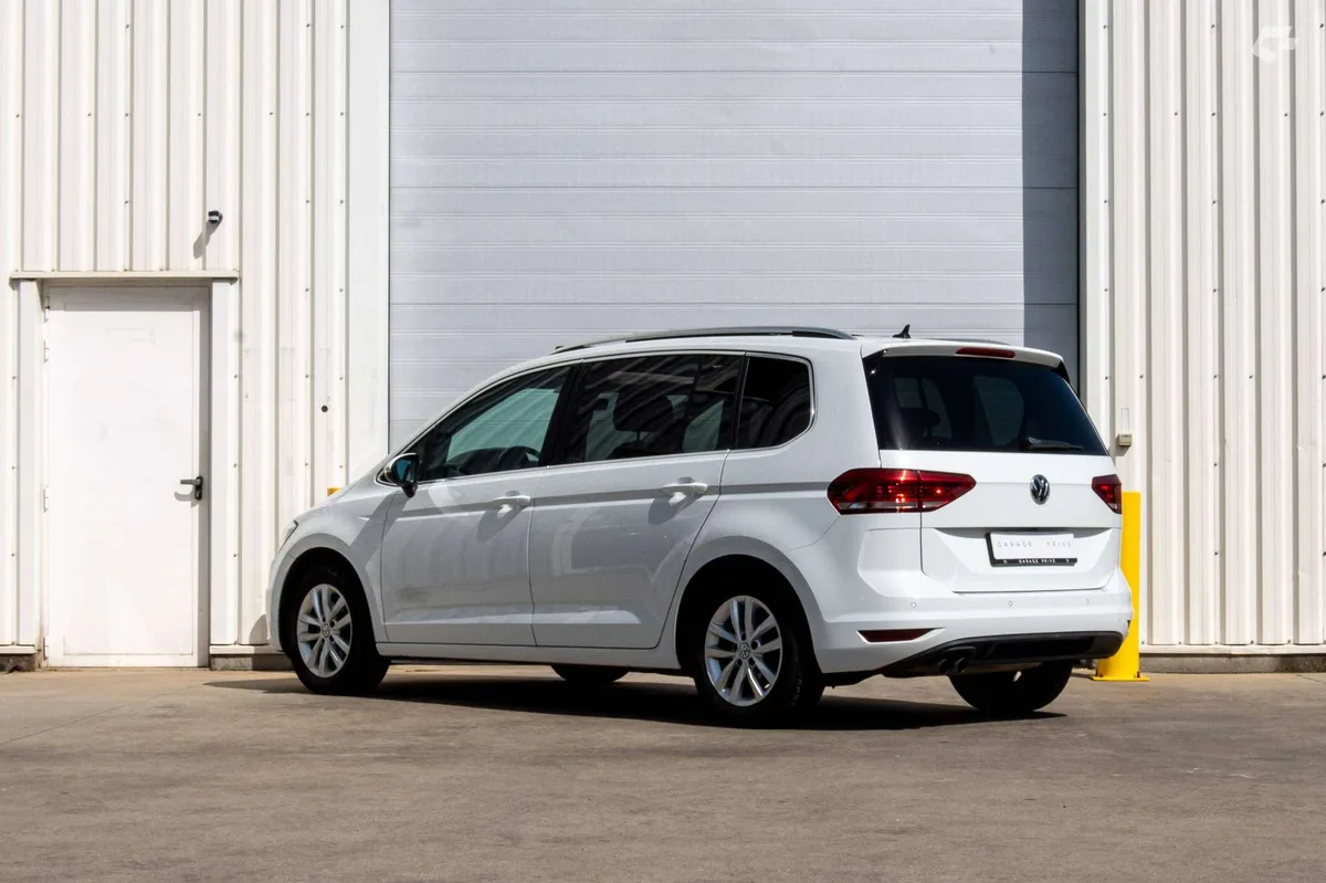 Volkswagen Touran 2016 — photo 4