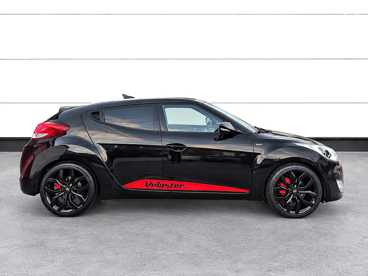 Hyundai VELOSTER 2011 — photo 4