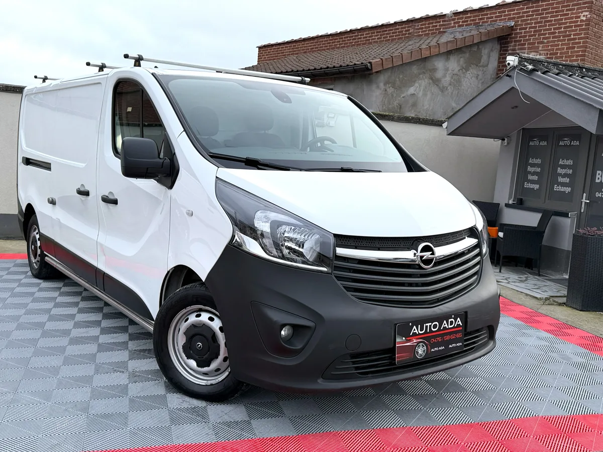 Opel Vivaro 2019 — photo 1