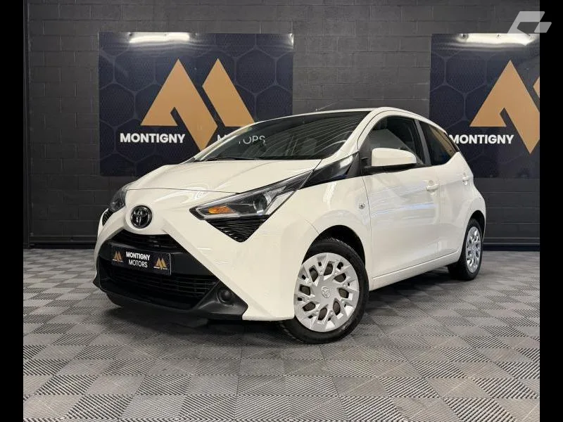 Toyota Aygo 2019 — photo 1