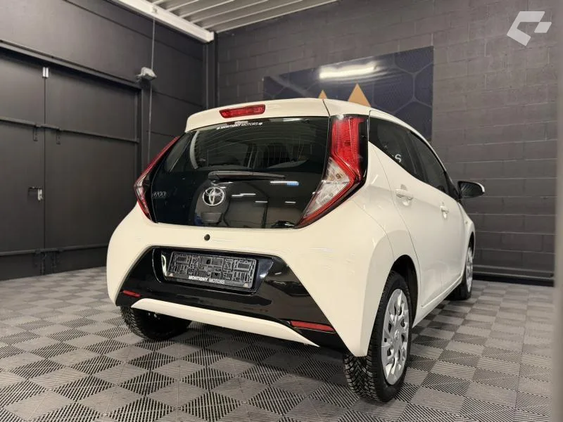 Toyota Aygo 2019 — photo 4