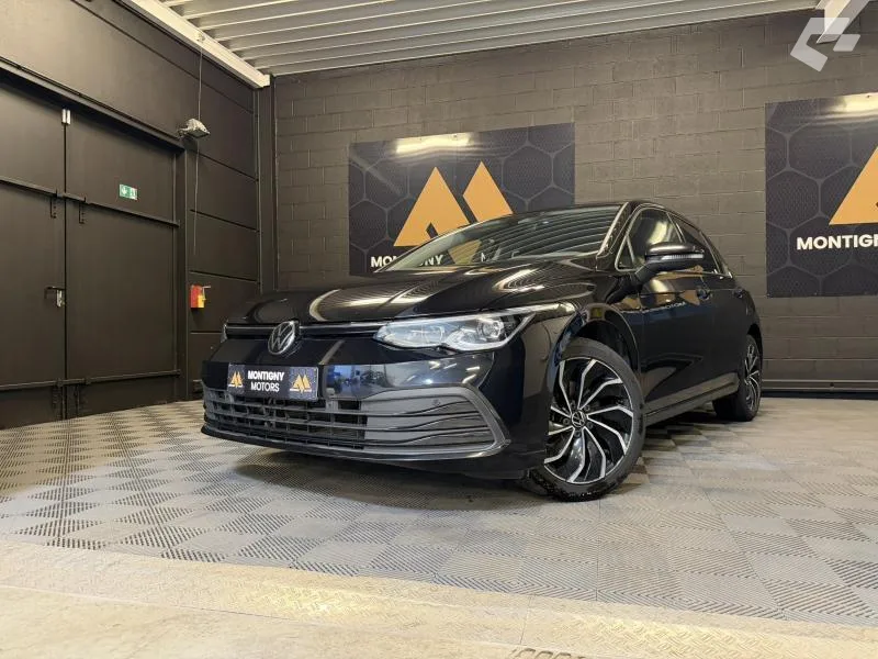 Volkswagen Golf 2022 — photo 1