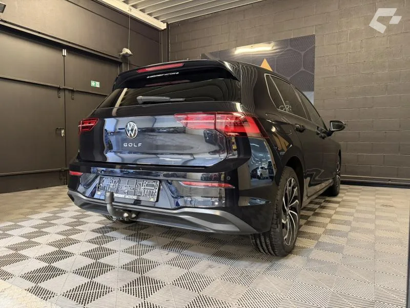 Volkswagen Golf 2022 — photo 4