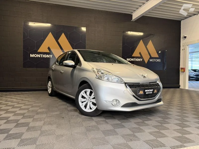 Peugeot 208 2014 — photo 3