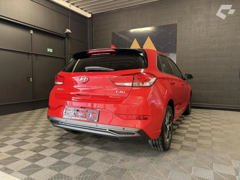 Hyundai i30 2023 — photo 4