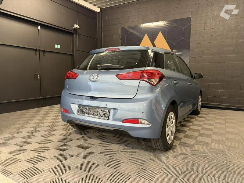Hyundai i20 2017 — photo 4