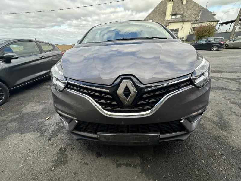Renault Grand Scenic 2021 — photo 3