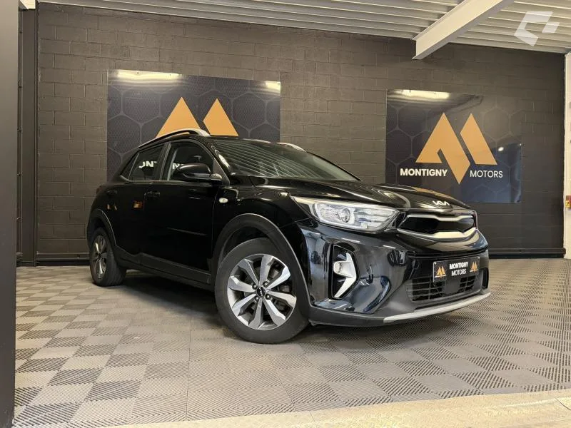Kia Stonic 2023 — photo 3