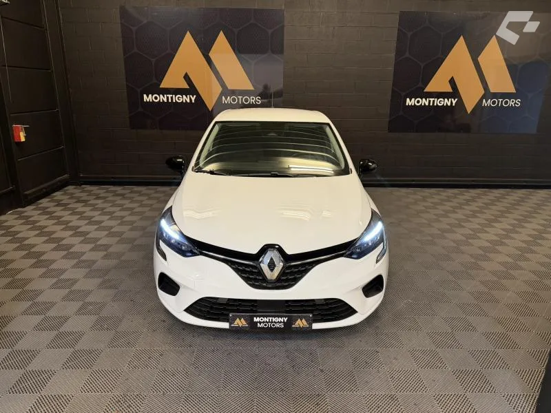 Renault Clio 2023 — photo 2