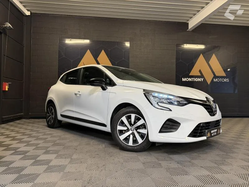 Renault Clio 2023 — photo 3