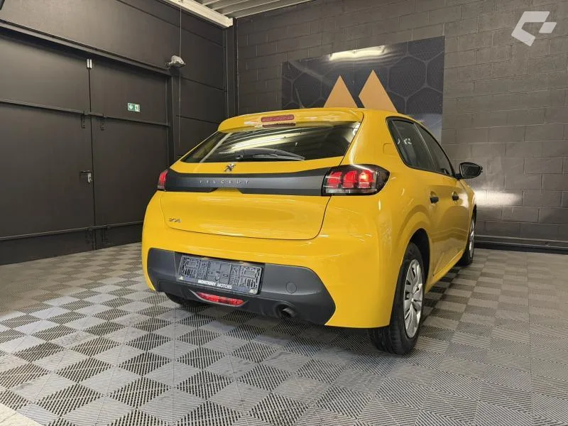 Peugeot 208 2021 — photo 4