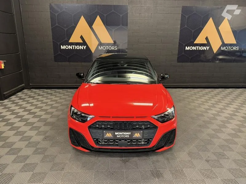 Audi A1 2023 — photo 2
