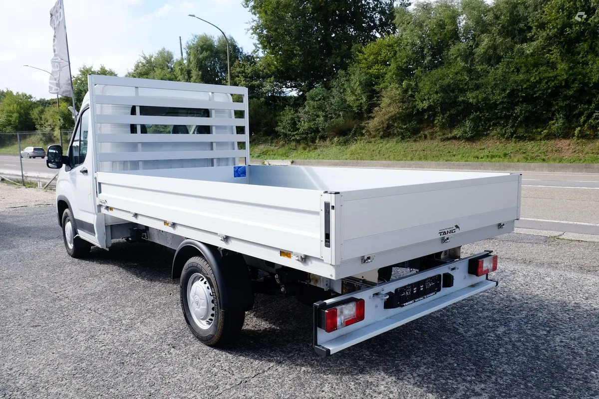 Maxus Deliver 9 2025 — photo 3