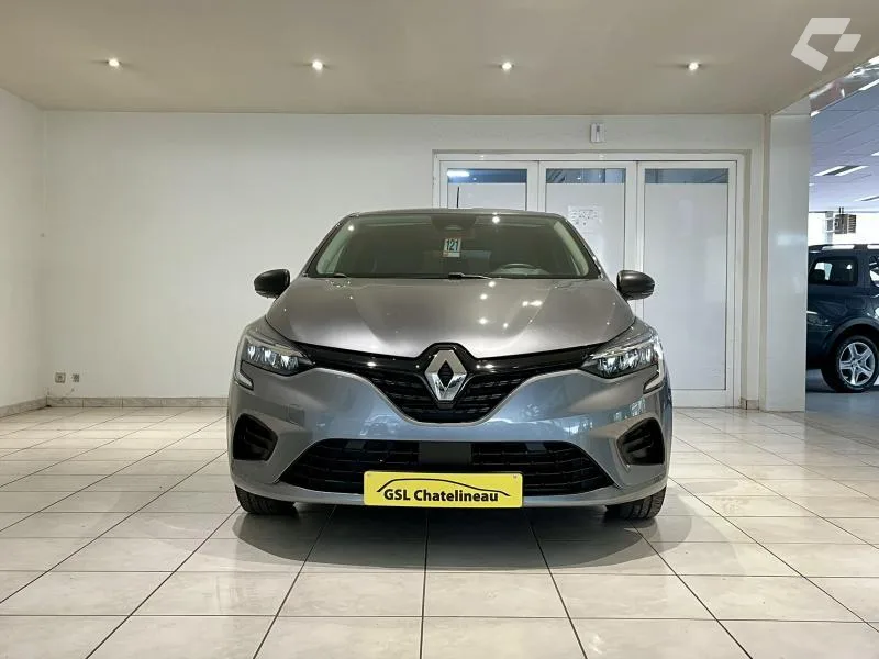 Renault Clio 2023 — photo 2