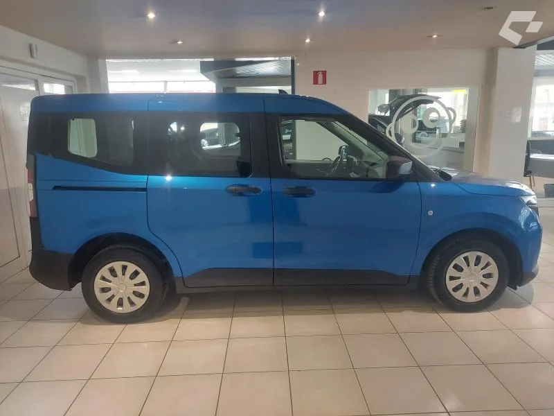 Ford Tourneo Courier 2024 — photo 4