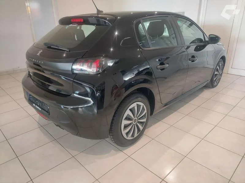 Peugeot 208 2021 — photo 4