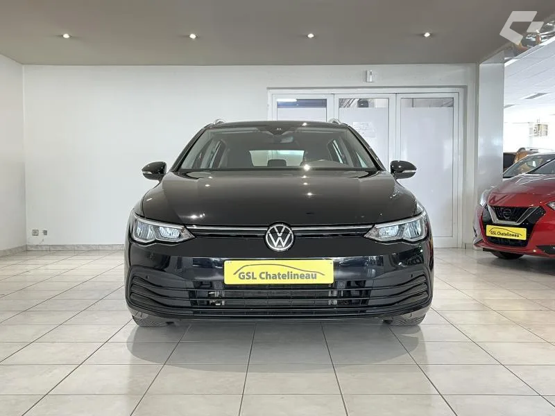 Volkswagen Golf 2023 — photo 3