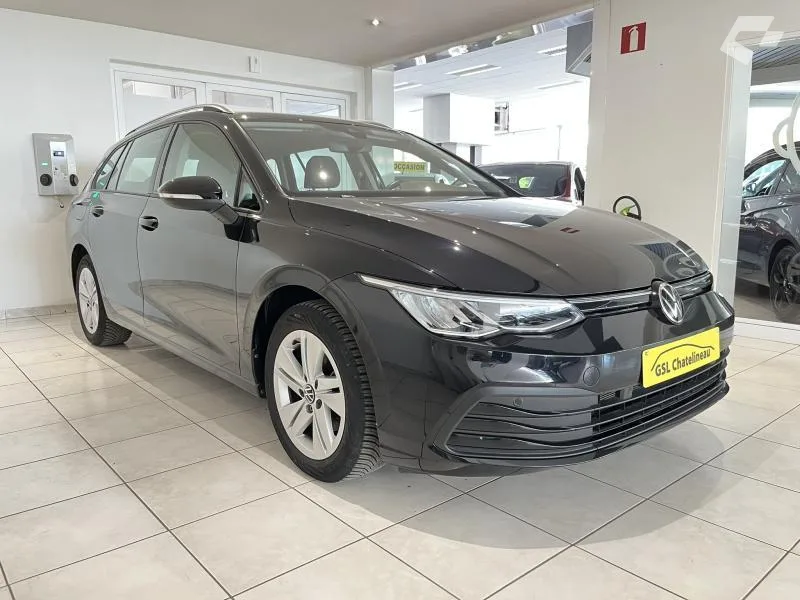 Volkswagen Golf 2023 — photo 4