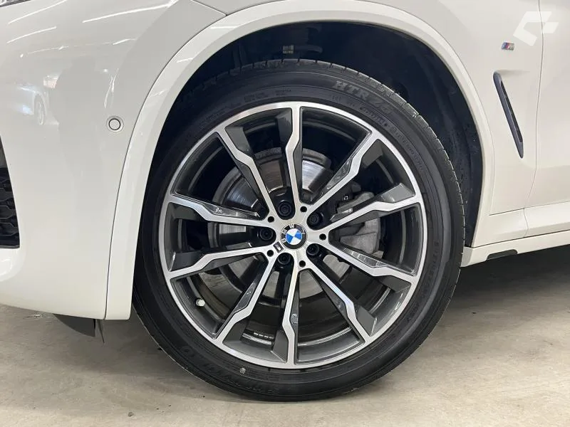 BMW X3 2019 — photo 2