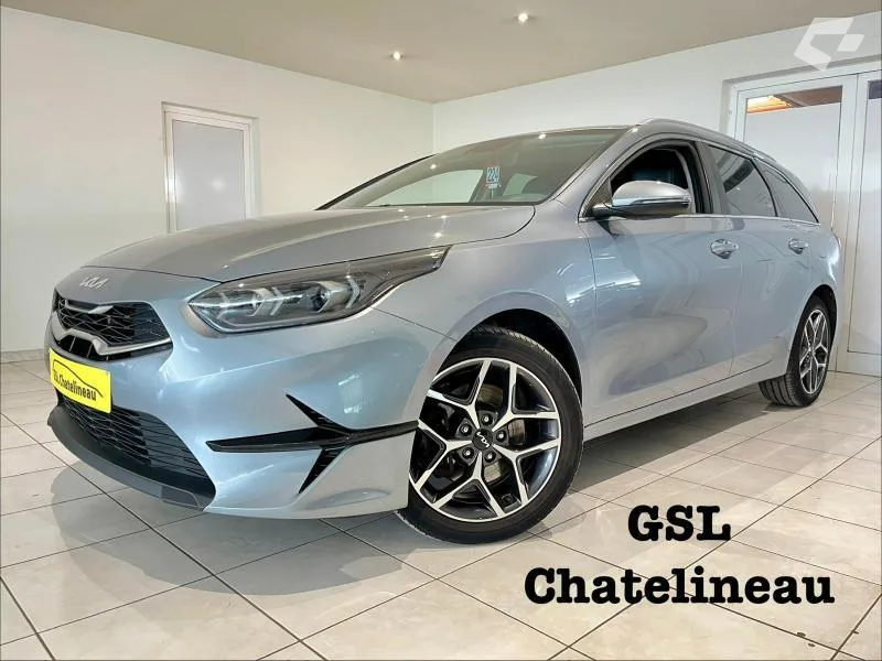 Kia Ceed Sportswagon 2023 — photo 1