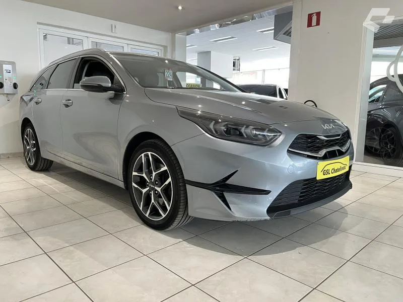 Kia Ceed Sportswagon 2023 — photo 4