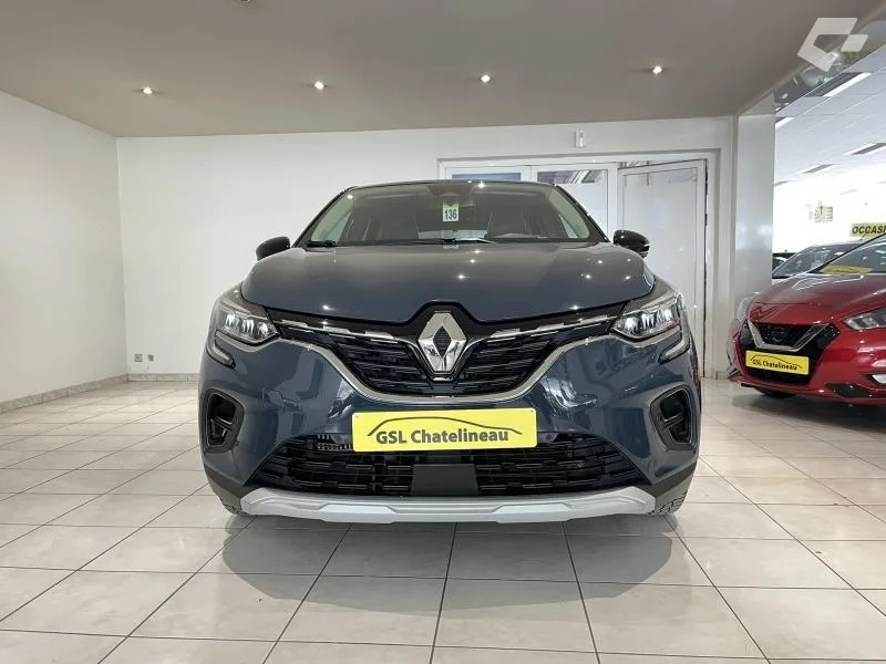 Renault Captur 2021 — photo 2