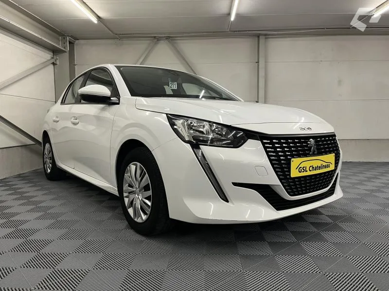 Peugeot 208 2021 — photo 3