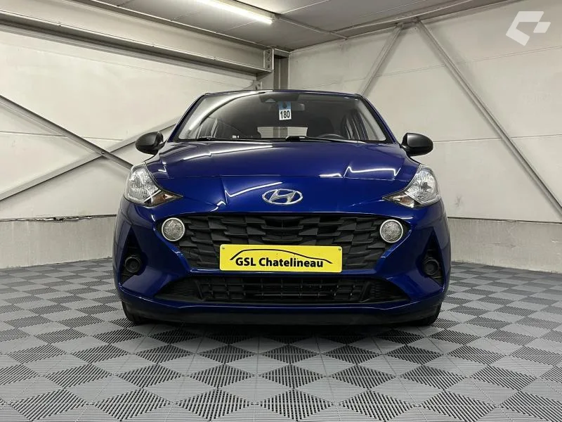 Hyundai i10 2021 — photo 2