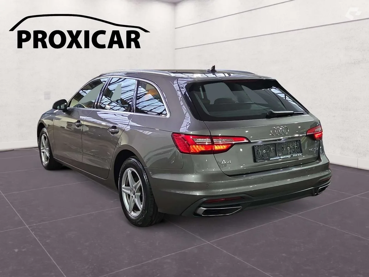 Audi A4 2020 — photo 4