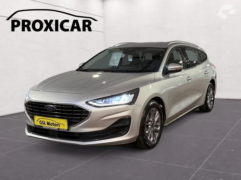 Ford Focus 2023 — photo 1