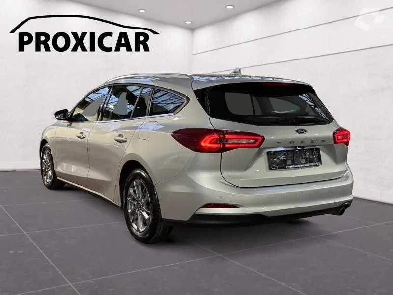 Ford Focus 2023 — photo 4
