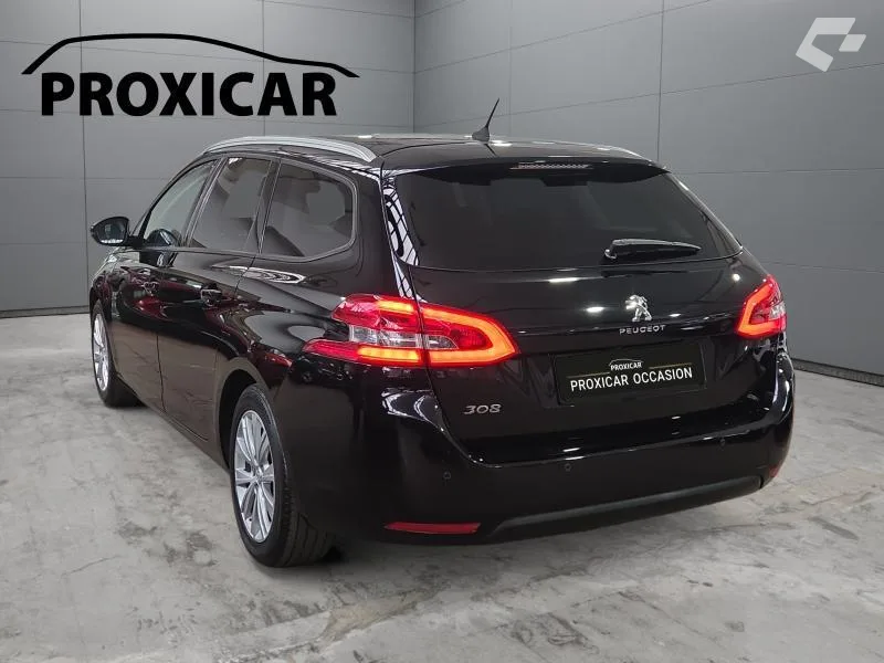 Peugeot 308 2020 — photo 4