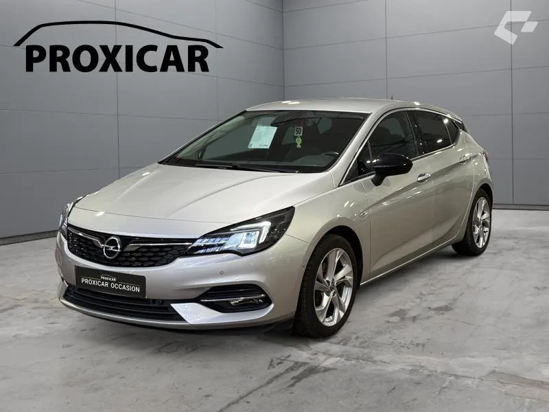 Opel Astra 2021 — photo 1