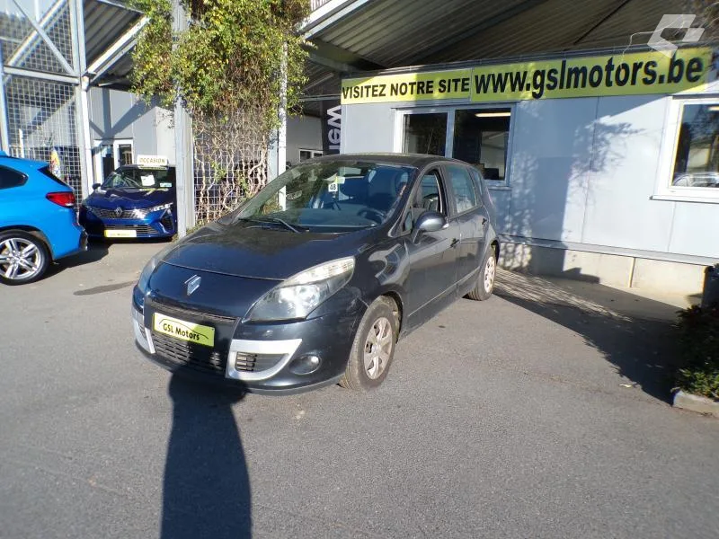 Renault Scenic 2010 — photo 1