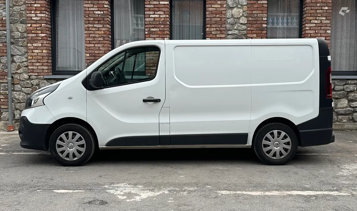 Renault Trafic 2019 — photo 3
