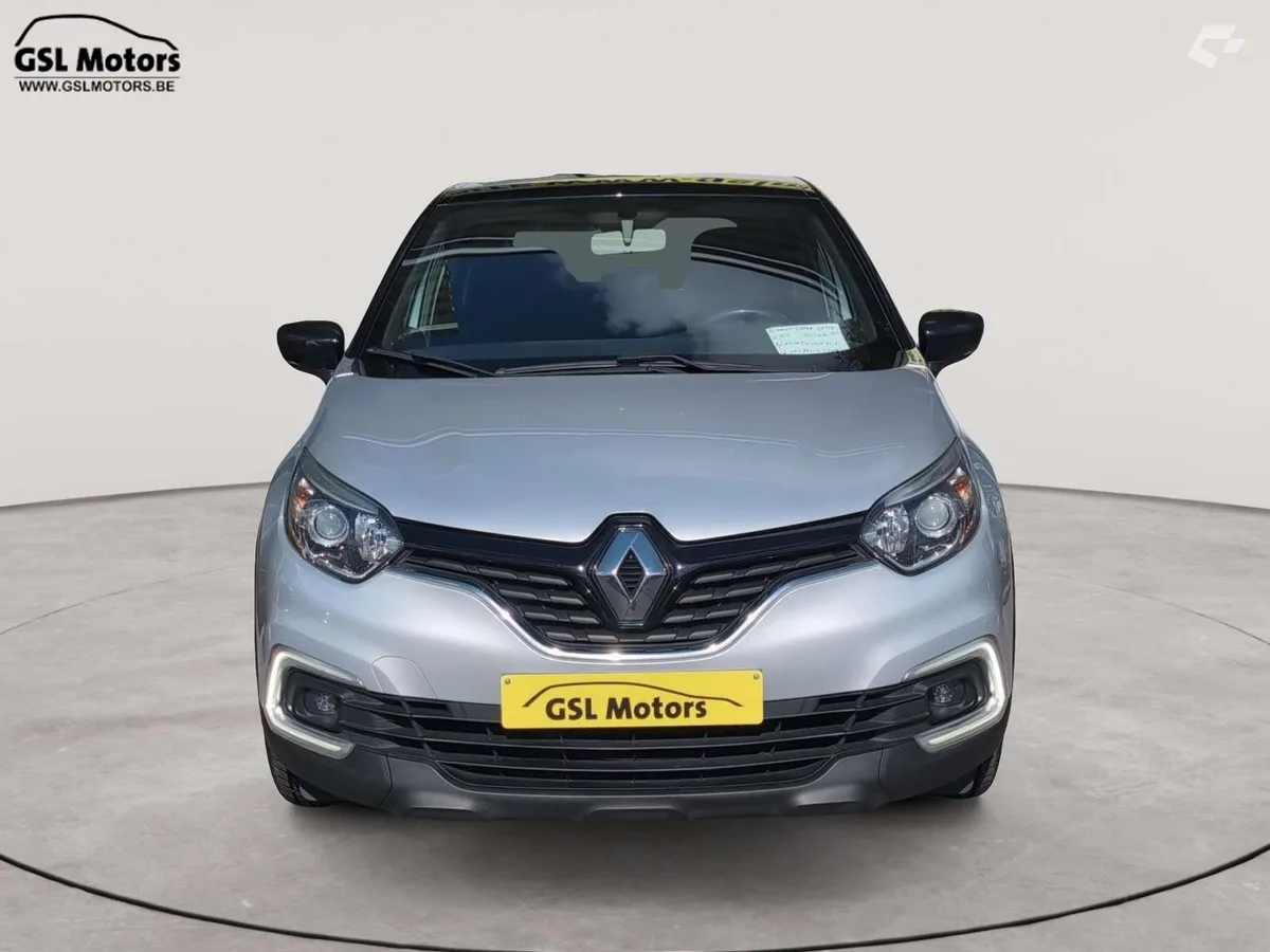 Renault Captur 2018 — photo 2