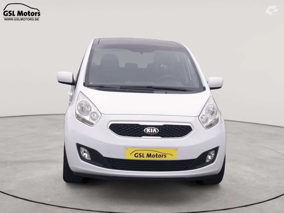Kia Venga 2014 — photo 2