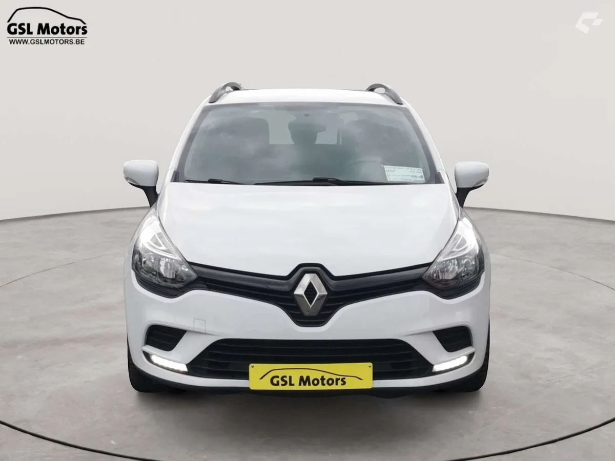Renault Clio 2019 — photo 2