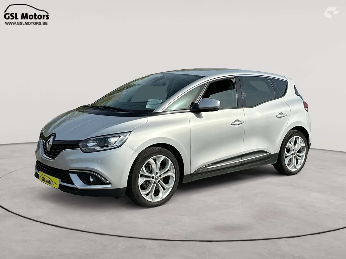Renault Scenic 2019 — photo 1