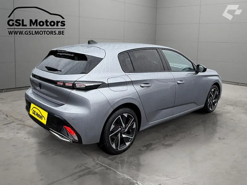 Peugeot 308 2022 — photo 4