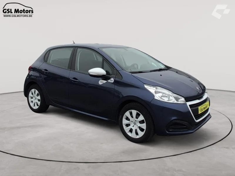 Peugeot 208 2017 — photo 3