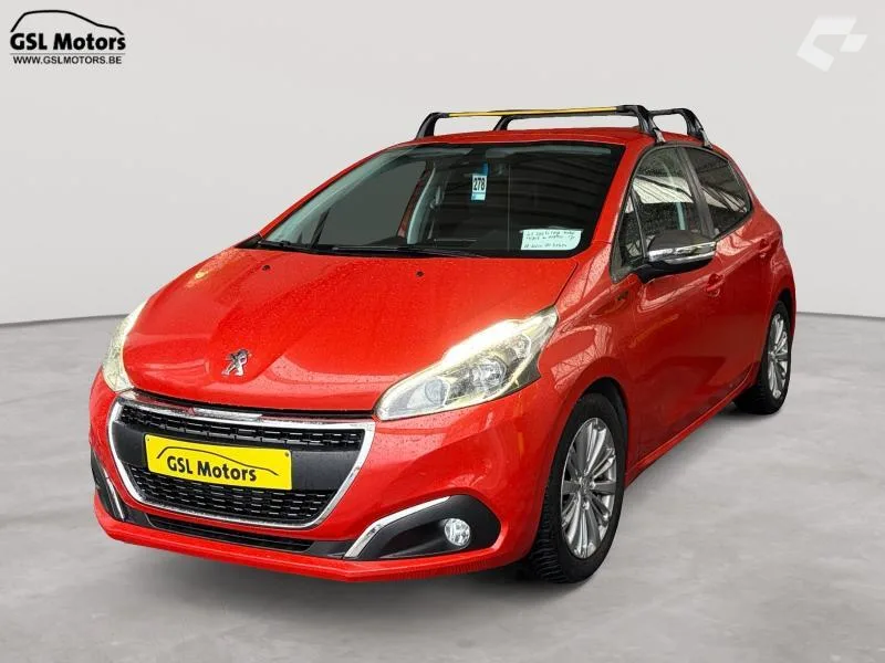 Peugeot 208 2019 — photo 1