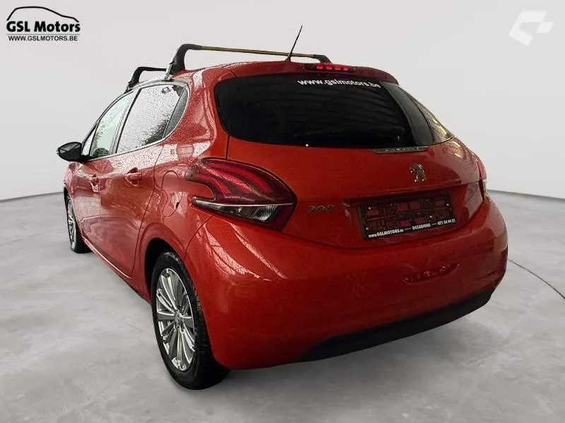Peugeot 208 2019 — photo 4