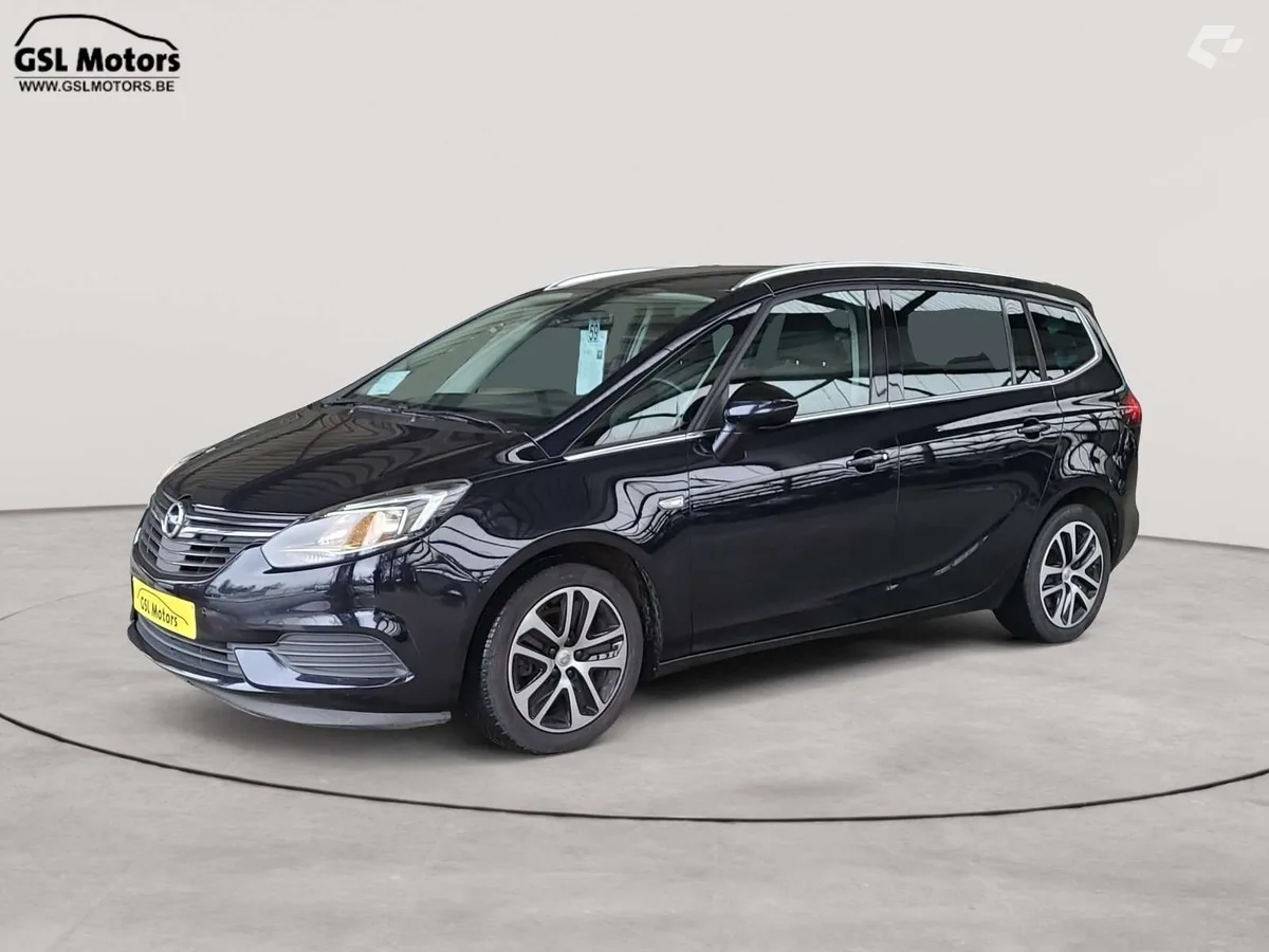 Opel Zafira 2018 — photo 1