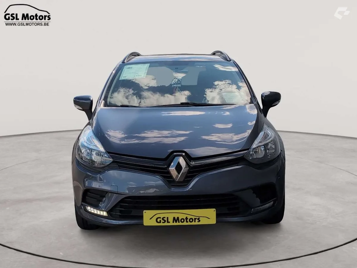 Renault Clio 2018 — photo 2