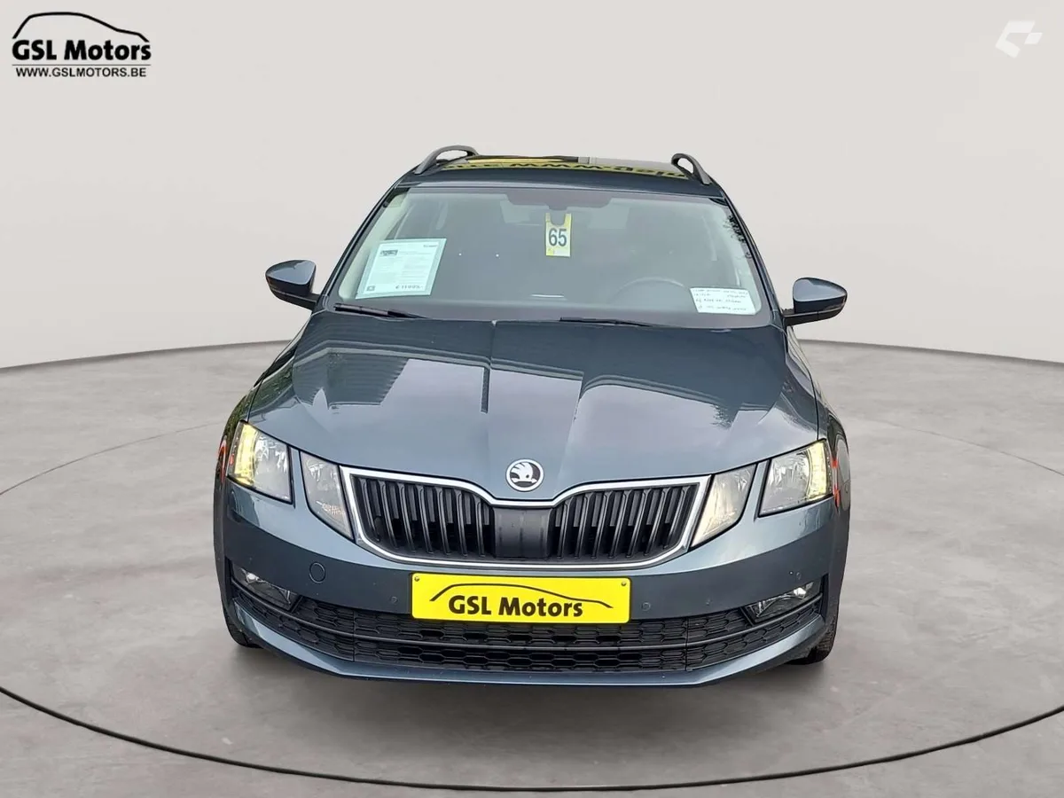 Skoda Octavia 2020 — photo 2