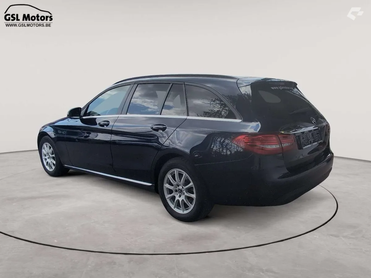 Mercedes-Benz Classe C 2019 — photo 4
